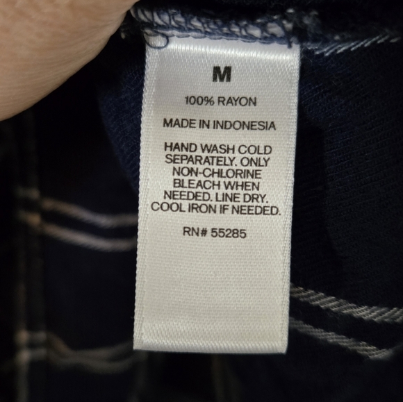 Express Navy Plaid Peplum Hem Shirt Size Medium - Picture 6 of 6